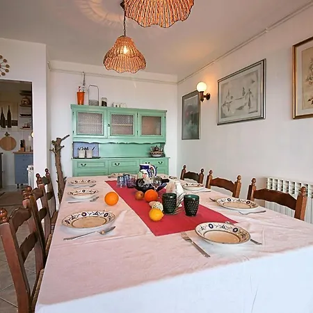 House Maja شاليه